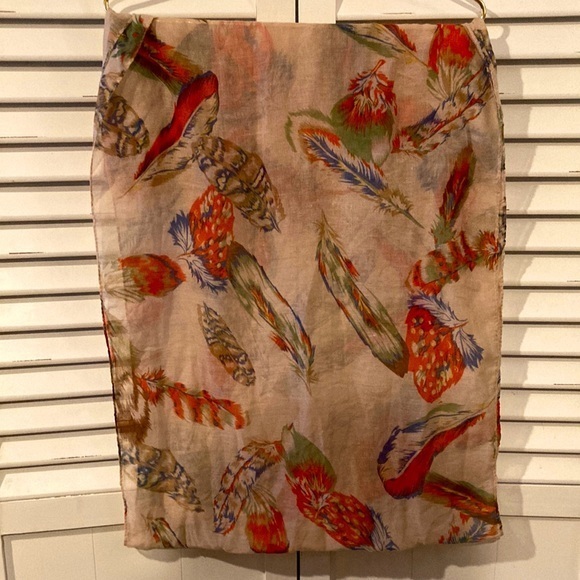 Feather print lightweight infinity scarf - Picture 1 of 3